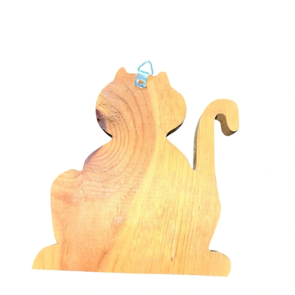 N/A adorable wooden